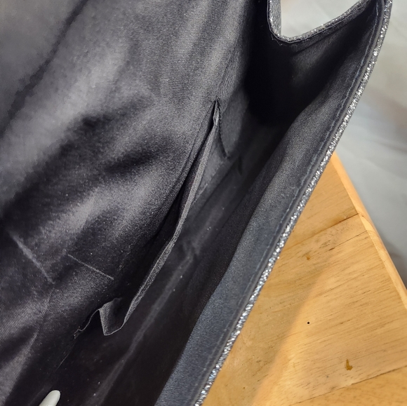 Clutch Purse - Picture 6 of 7